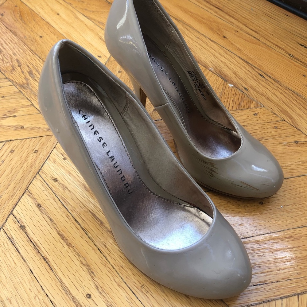 Chinese Laundry Nude Pumps
